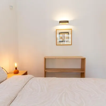 Hp122 - 2 Bed Ground Floor Apartment Marbella